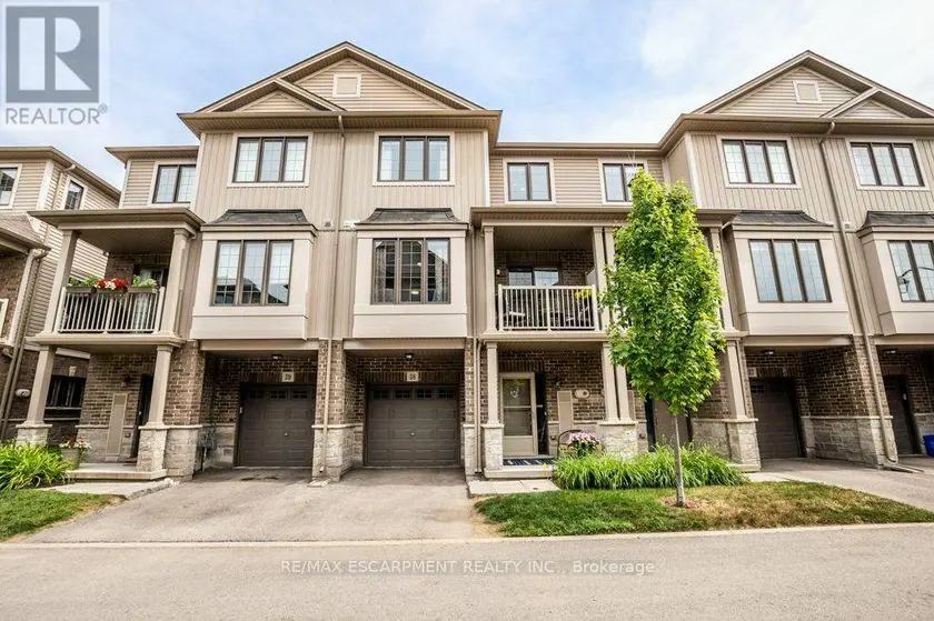 Townhouse at 38 - 377 GLANCASTER ROAD, Hamilton