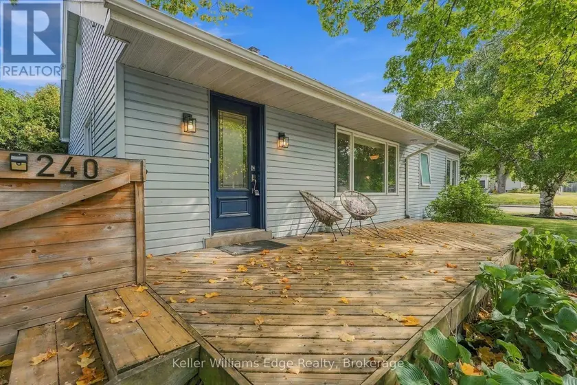 Detached at 240 BENDAMERE AVENUE, Hamilton