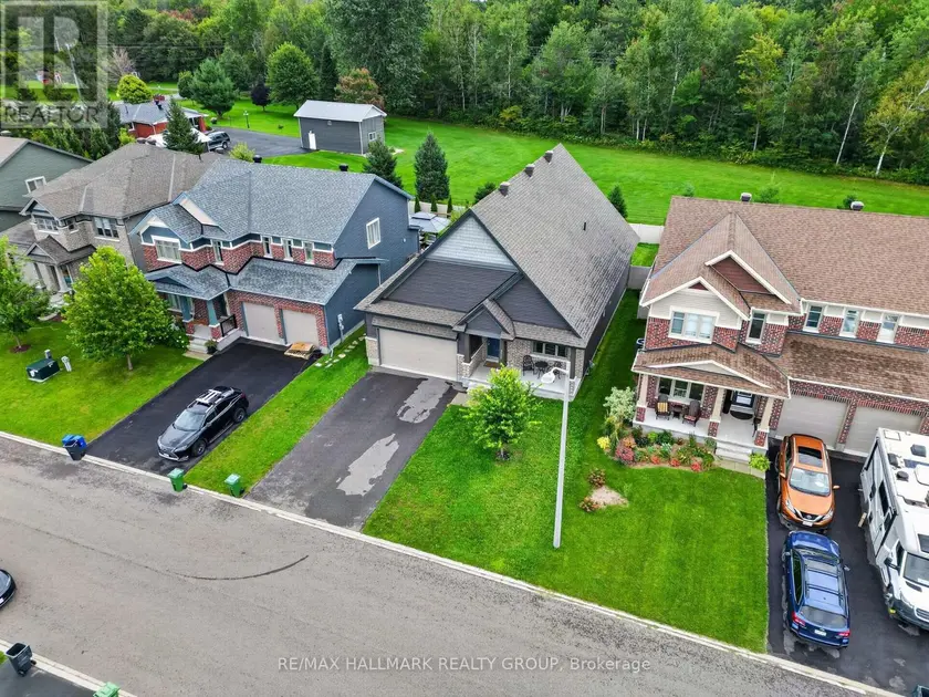 Detached at 206 PIONEER ROAD, Russell