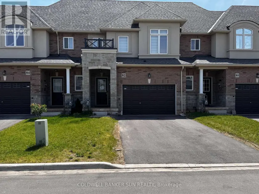 Townhouse at 82 PINOT CRESCENT, Hamilton