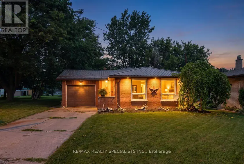 Detached at 12 WARDELL CRESCENT, Haldimand
