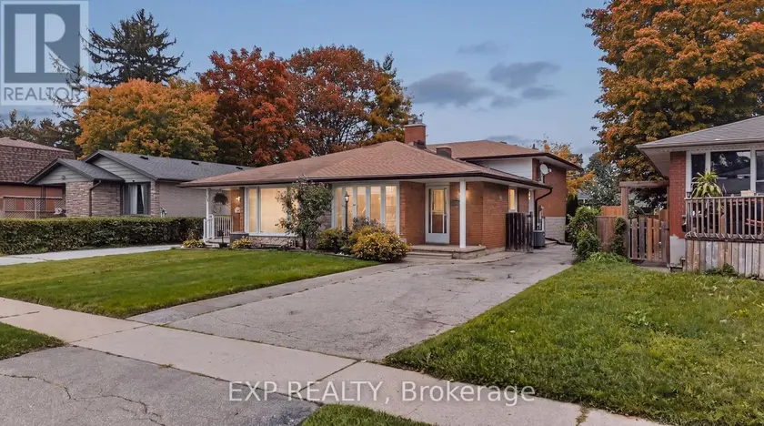 Semi-Detached/Link at 1393 PINEVIEW AVENUE, Cambridge