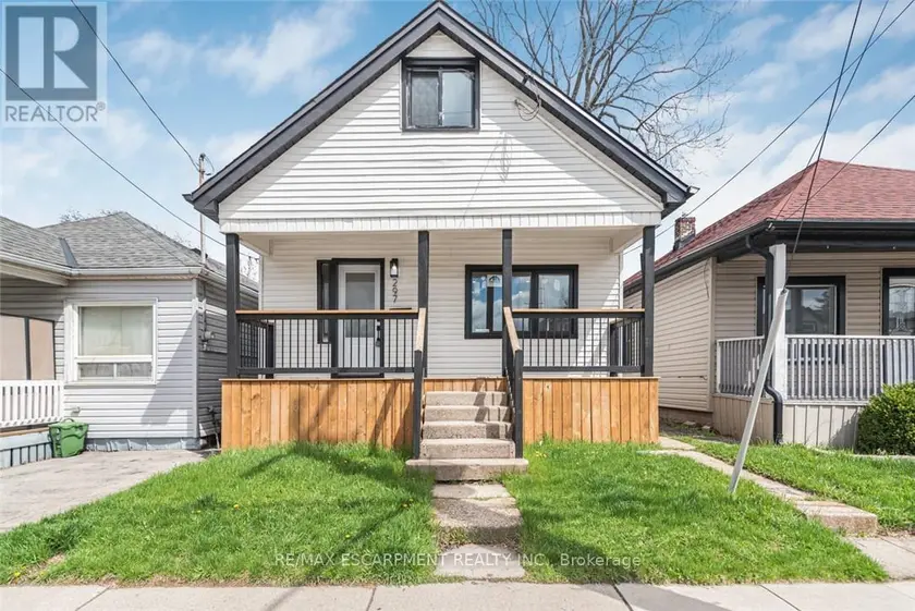 Detached at 297 BRITANNIA AVENUE, Hamilton