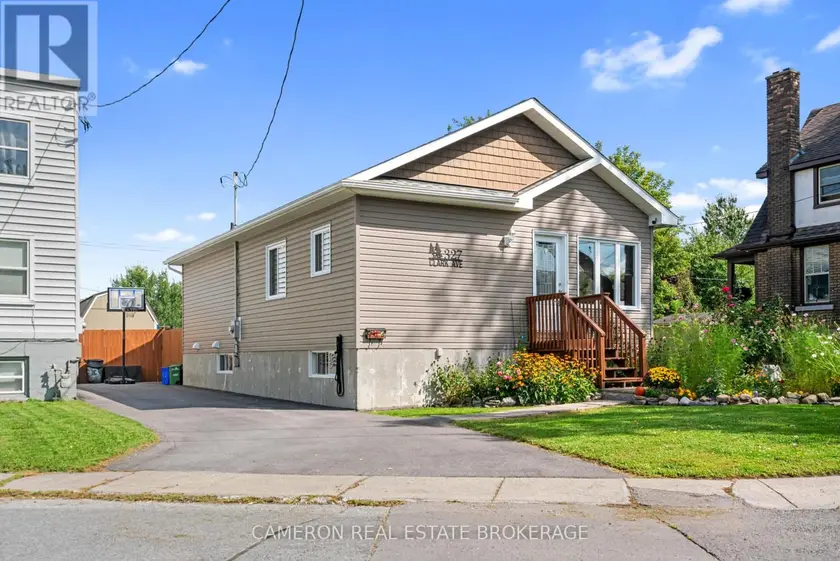 Detached at 327 CLARKE AVENUE, Cornwall