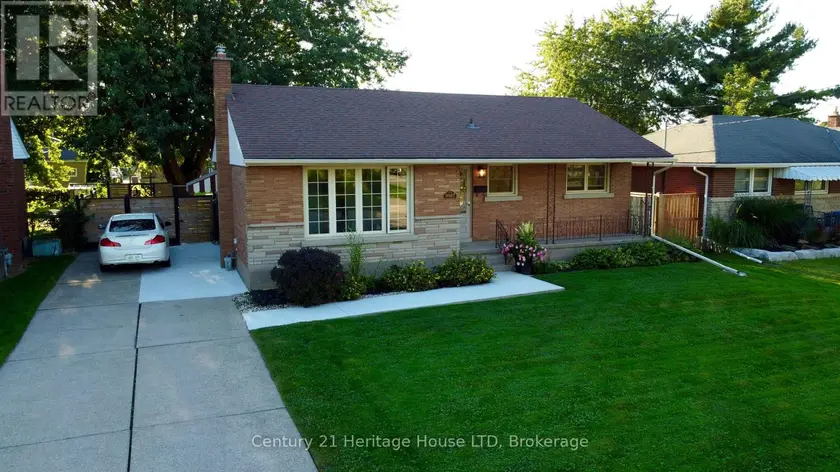 Detached at 3627 WINDERMERE ROAD, Niagara Falls