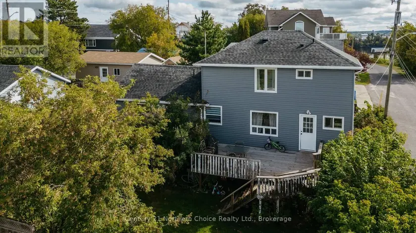 Detached at 44 PETER STREET, Kenora