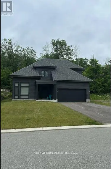Detached at 47 MUSKOKA BAY BOULEVARD, Gravenhurst)