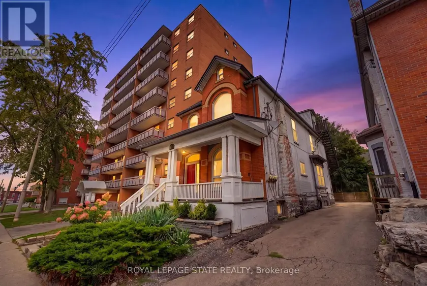 Multiplex at 113 WENTWORTH STREET S, Hamilton