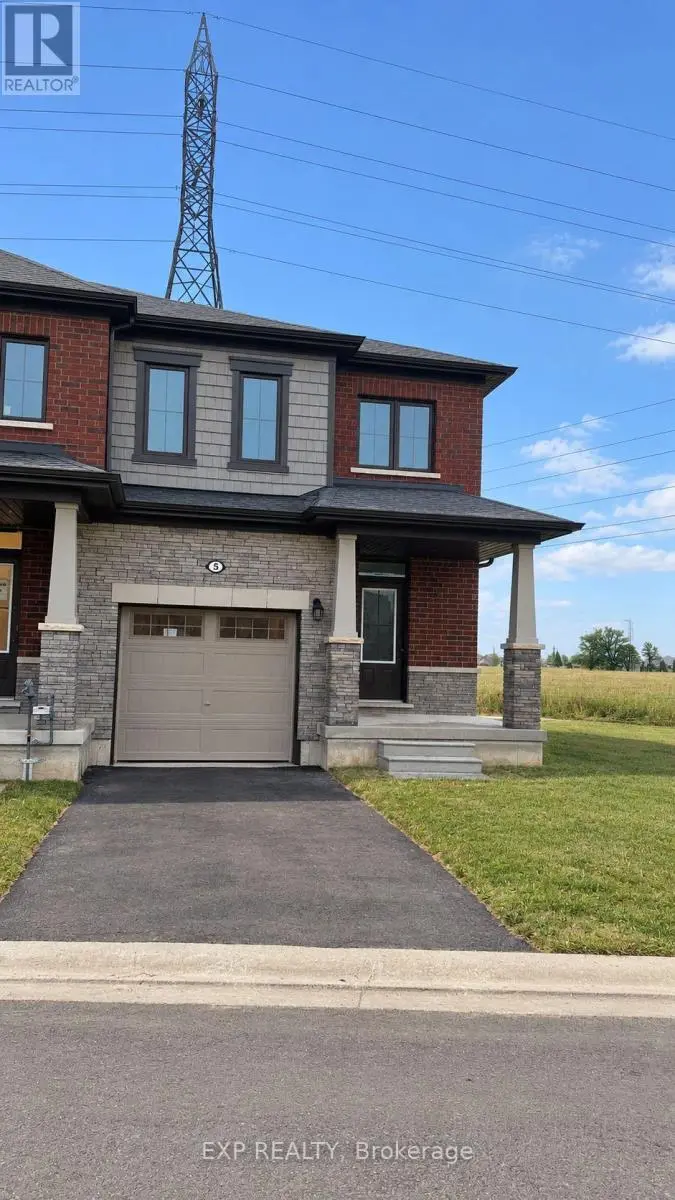 Townhouse at 5 #UPPER - 15 PEACH STREET, Thorold
