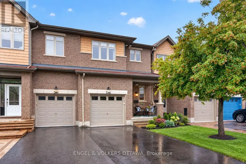 Townhouse at 512 KNOTRIDGE STREET, Ottawa