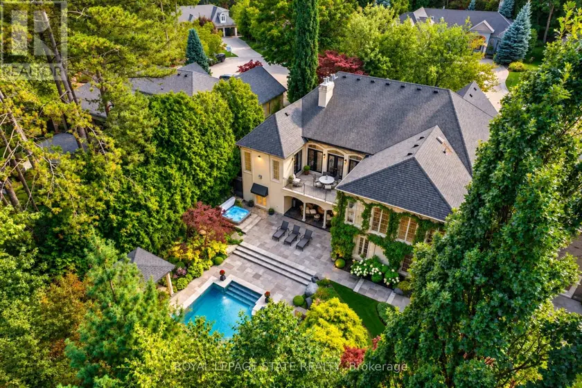 Detached at 21 HARRINGTON PLACE, Hamilton