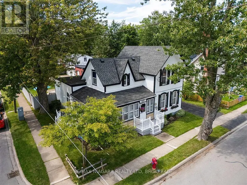 Detached at 632 KING STREET, Port Colborne