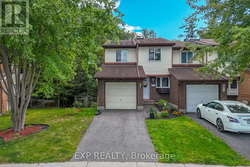 Townhouse at 93 - 6816 BILBERRY DRIVE, Ottawa