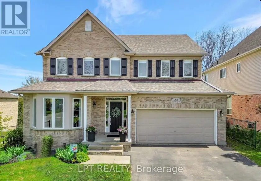 Detached at 32 APPLE RIDGE DRIVE W, Kitchener
