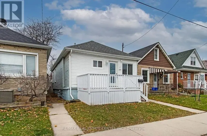 Detached at 295 STRATHEARN AVENUE, Hamilton