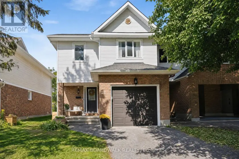 Townhouse at 27 WOODPARK WAY, Ottawa