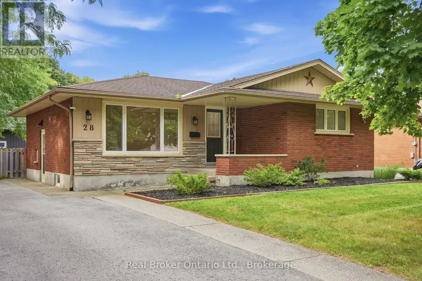 Detached at 28 BRENTWOOD DRIVE, St. Catharines