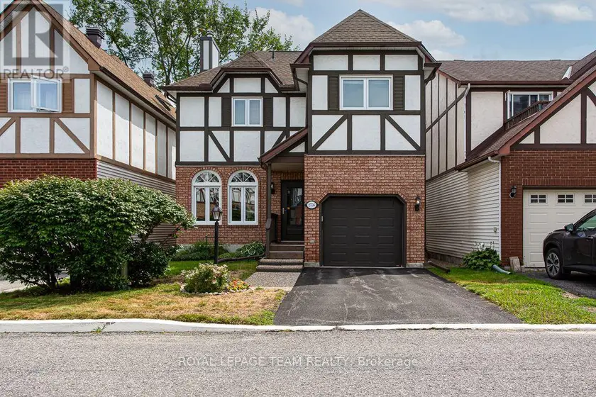 Detached at 2756 MASSICOTTE LANE, Ottawa