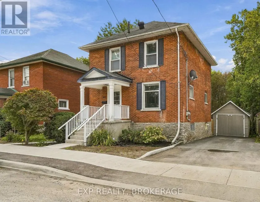 Detached at 47 HENRY STREET, Belleville