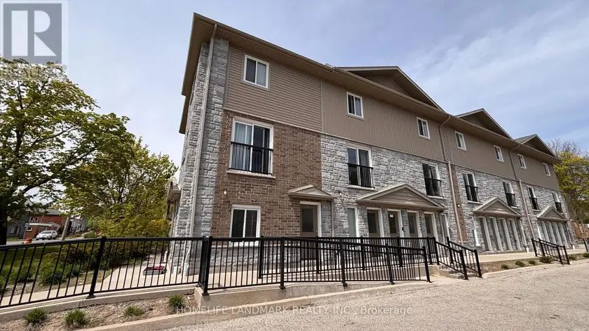 Townhouse at 1 - 122 COURTLAND AVENUE E, Kitchener
