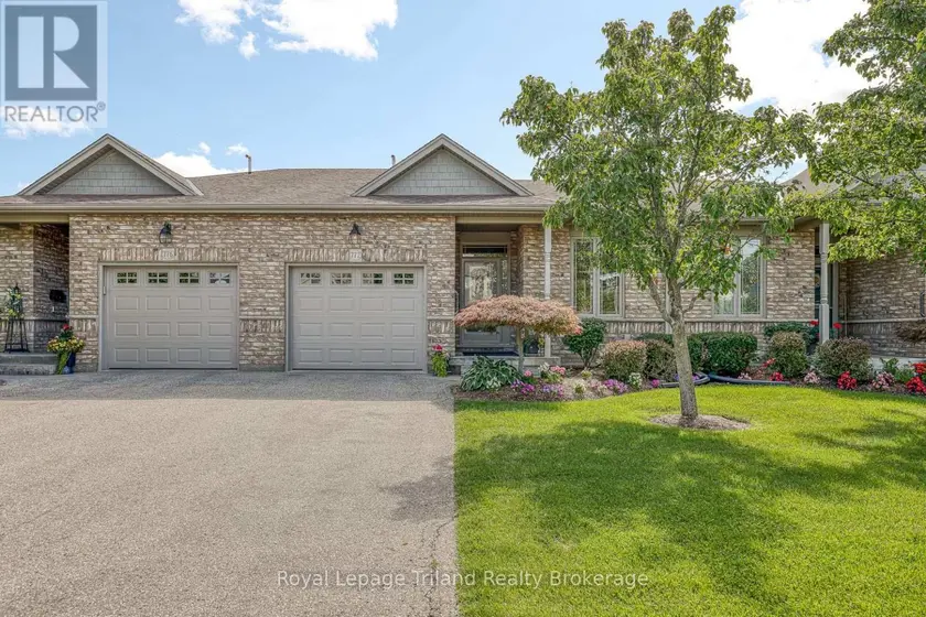 Townhouse at 48 - 772 ANZIO ROAD, Woodstock