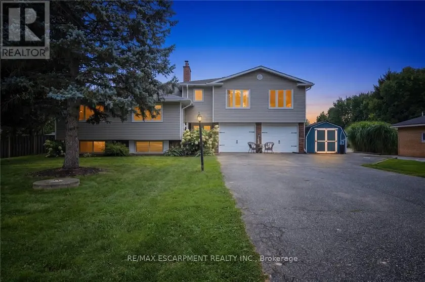 Detached at 9793 DICKENSON ROAD W, Hamilton