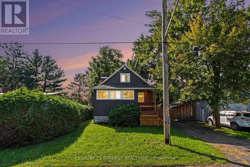 Detached at 1221 FAIRGREEN AVENUE, Ottawa