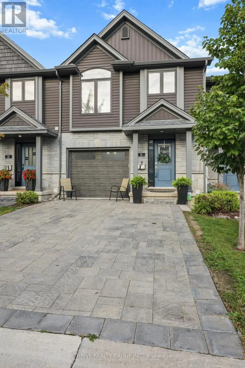 Townhouse at 11 - 1110 MEADOWLARK RIDGE, London South