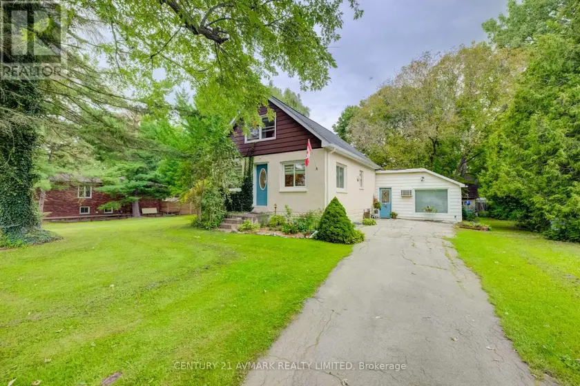 Detached at 803 FOSS ROAD, Pelham