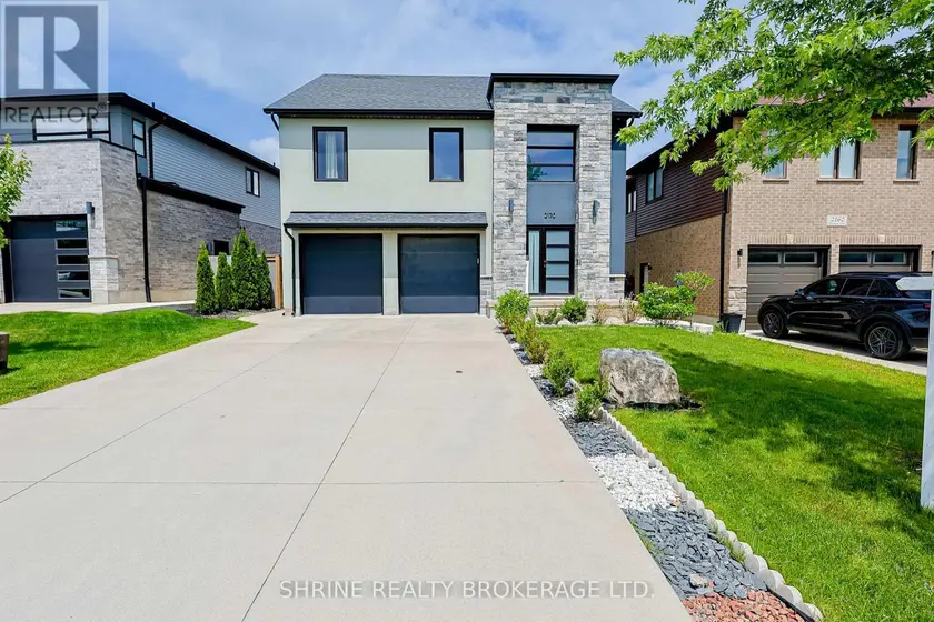 Detached at 2170 DEBRA DRIVE, London South