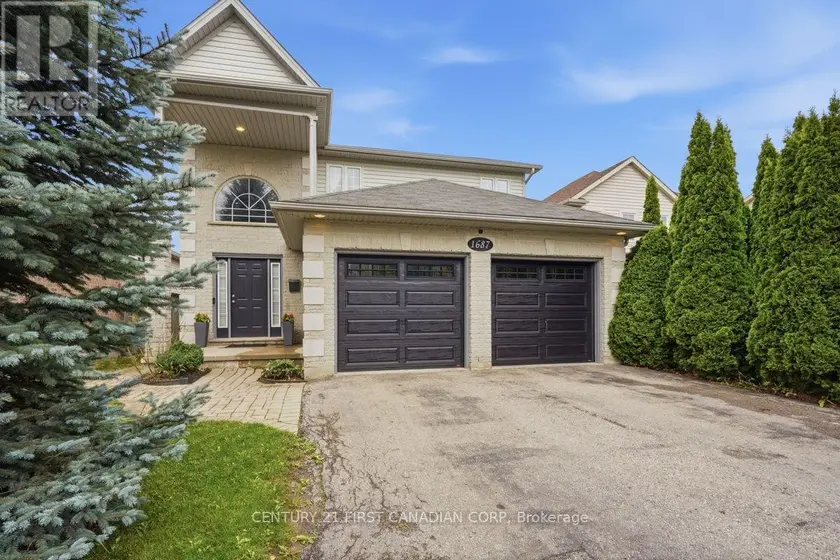 Detached at 1687 CORONATION DRIVE, London North