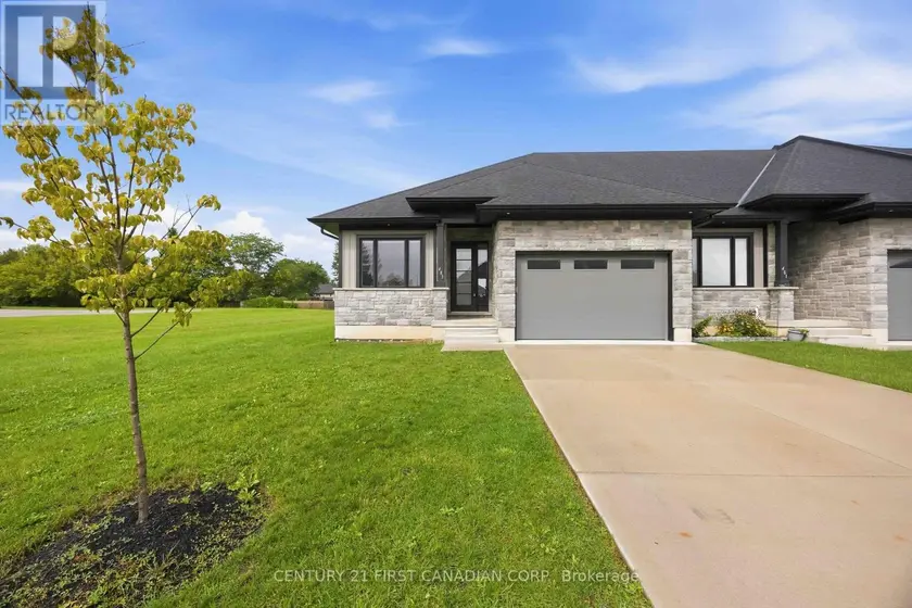 Townhouse at 483 KIP LANE, Plympton-Wyoming