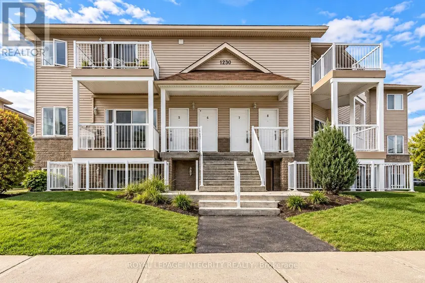 Apartment at 5 - 1230 MARENGER STREET, Ottawa