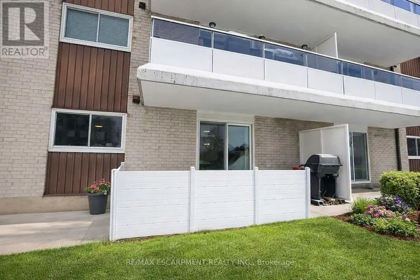 Apartment at 110 - 71 VANIER DRIVE, Kitchener
