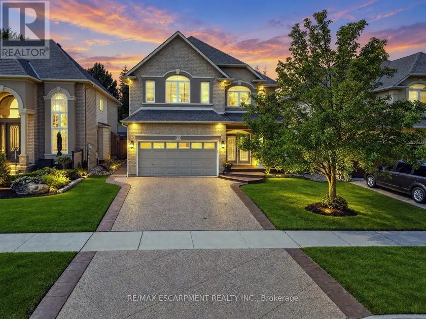 Detached at 123 MOORLAND CRESCENT, Hamilton