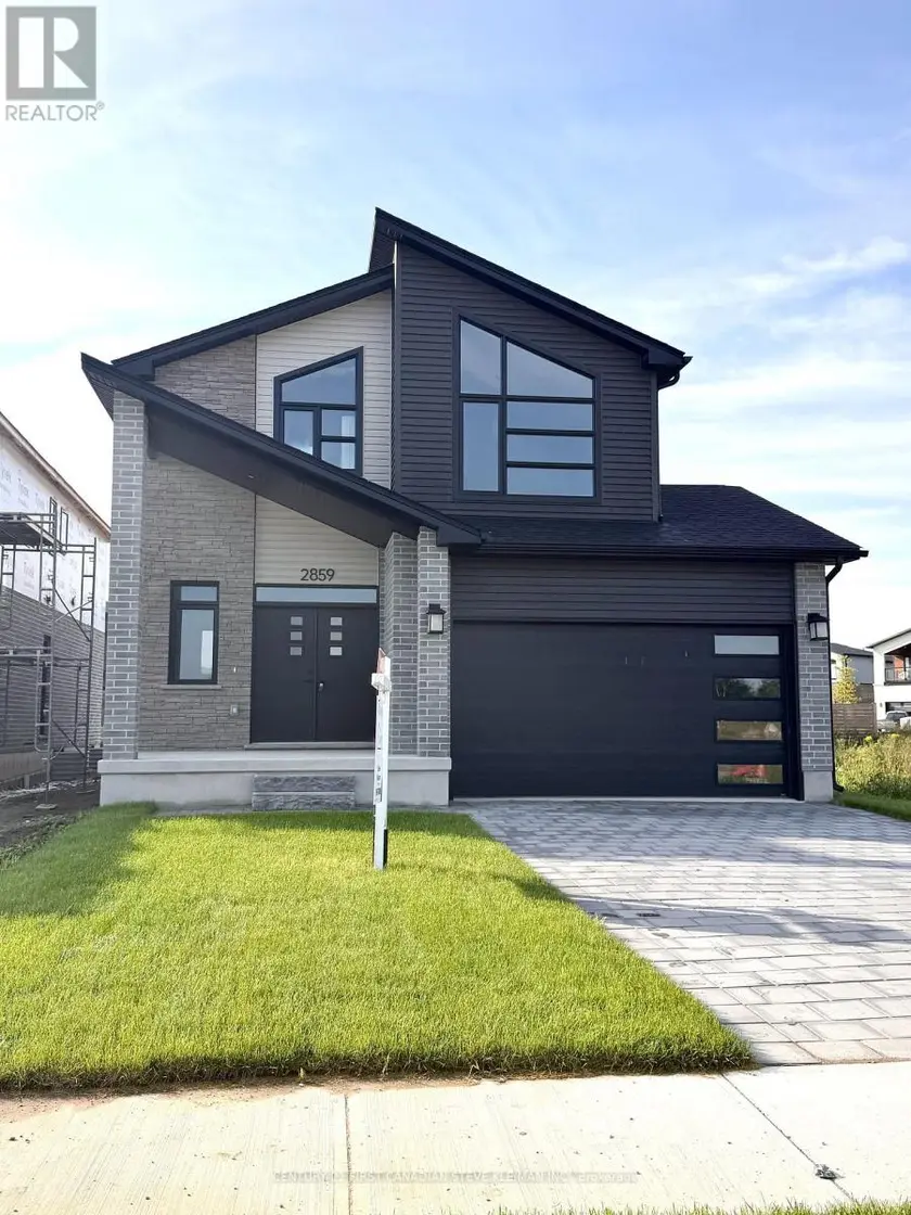 Detached at 2859 BUROAK DRIVE, London North