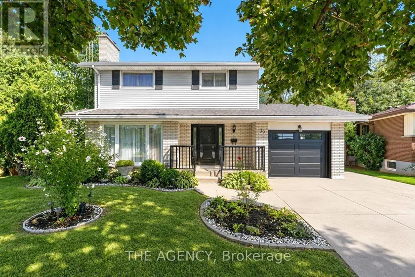 Detached at 36 BUCKINGHAM DRIVE, Hamilton