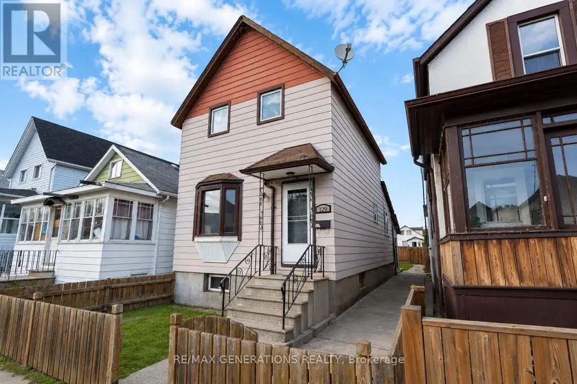 Detached at 129 HERON STREET, Thunder Bay