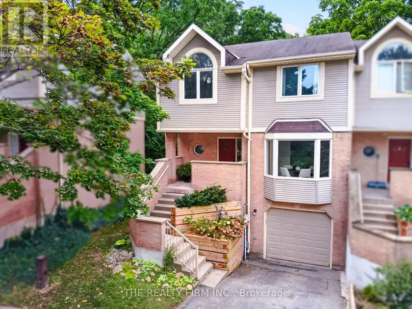 Townhouse at 5 - 9 AILSA PLACE, London South