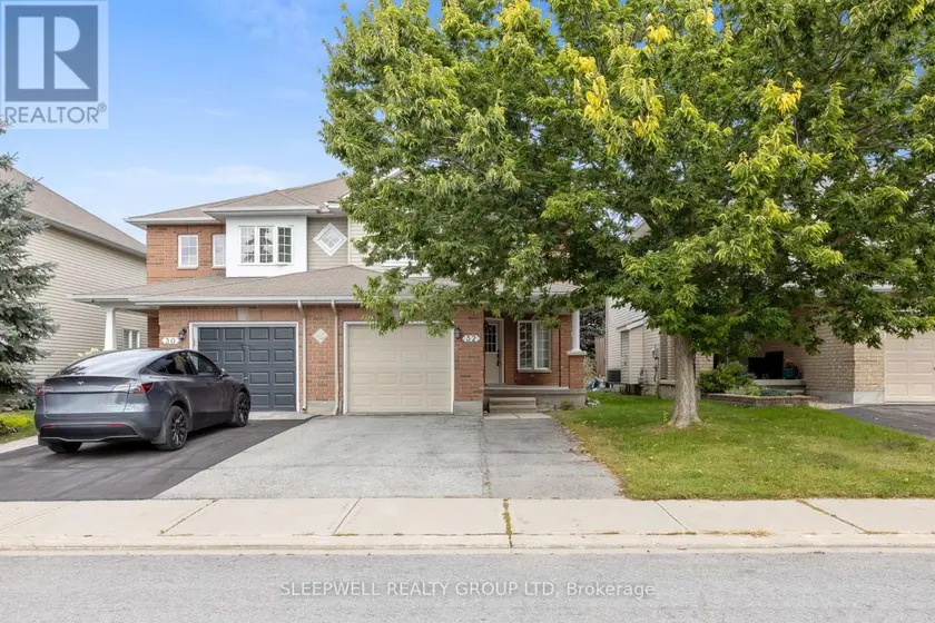 Semi-Detached/Link at 32 MOE ROBILLARD STREET, Arnprior