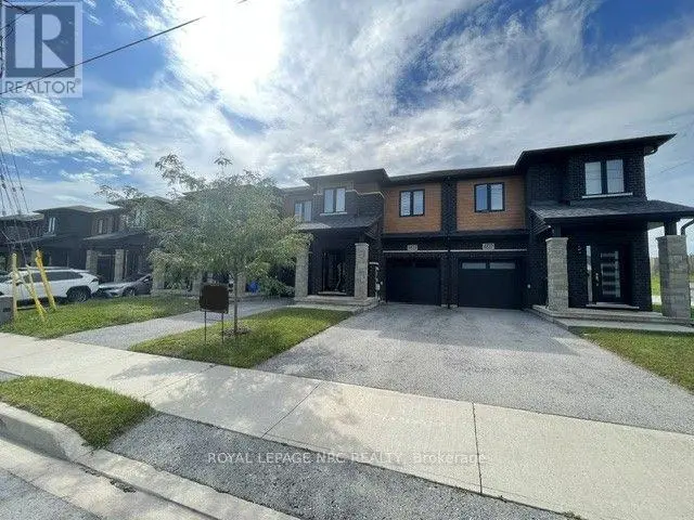 Townhouse at 4839 PETTIT AVENUE, Niagara Falls