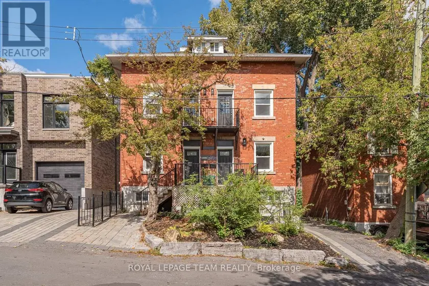 Multiplex at 447 - 449 GREEN AVENUE, Ottawa