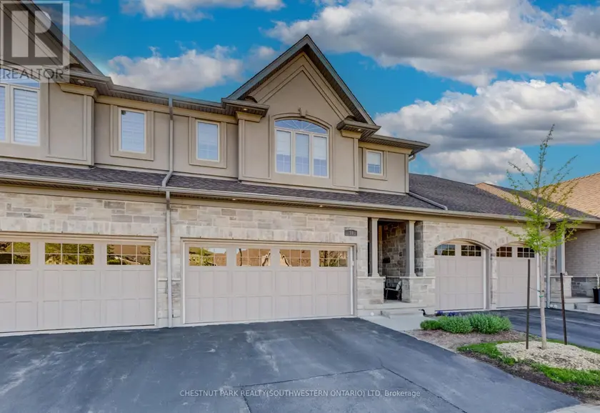 Townhouse at 10 - 435 WINCHESTER DRIVE, Waterloo