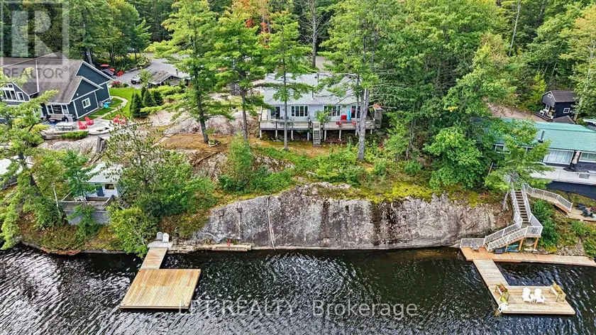 Detached at 5 PINETREE ROAD, Gravenhurst