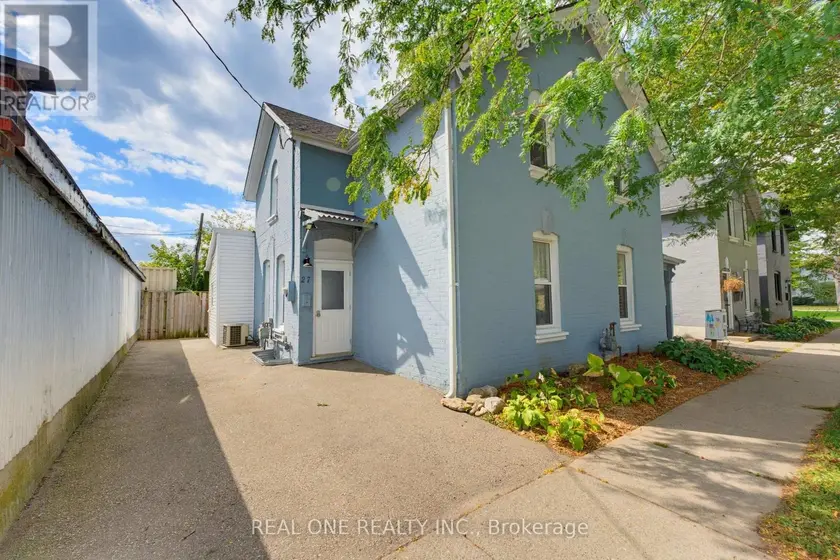 Semi-Detached/Link at 27 GILKISON STREET, Brantford
