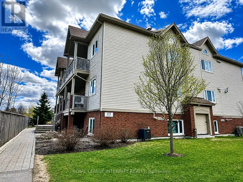 Apartment at A - 173 CRESTWAY DRIVE, Ottawa