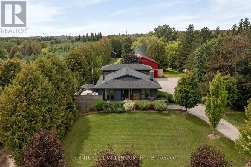 Detached at 5836 FIFTH LINE, Erin