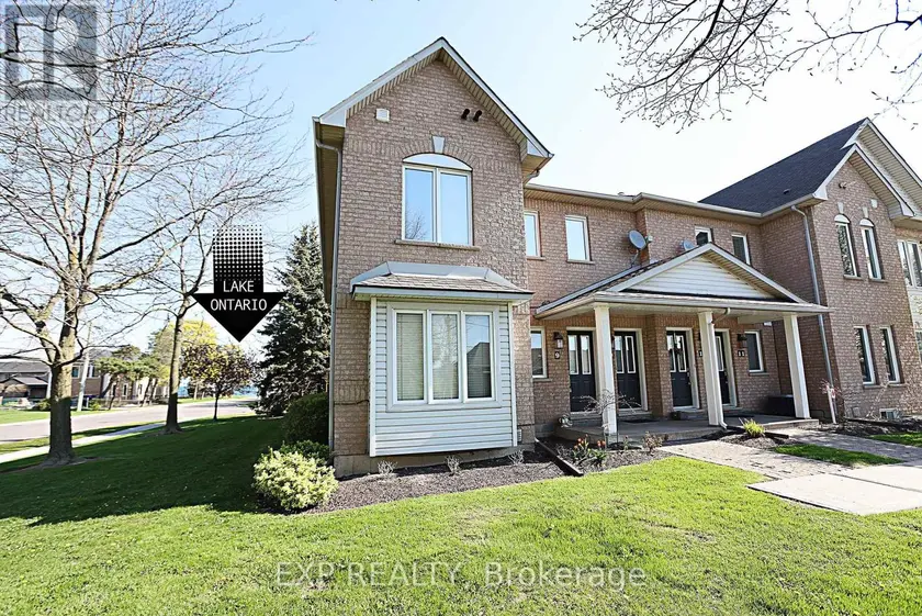 Townhouse at 9 - 2 HARBOUR DRIVE, Hamilton