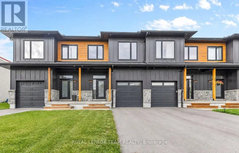 Townhouse at B - 173 RIVINGTON STREET, Ottawa