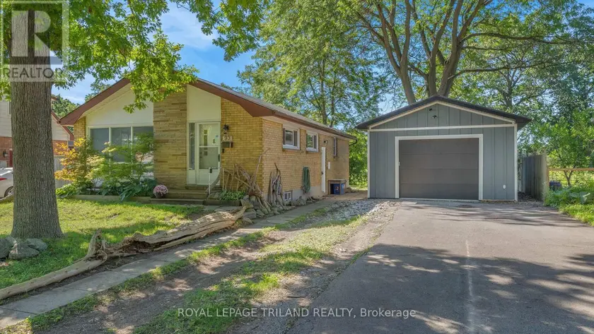 Detached at 93 MANITOULIN DRIVE, London East